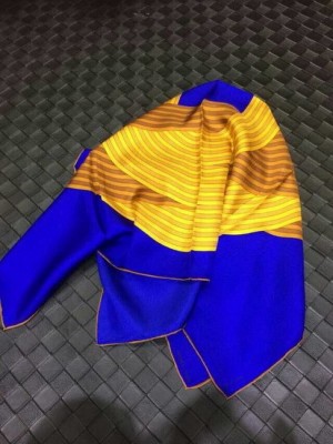Hermes 90CM Silk Scarf Yellow Blue RS19904
